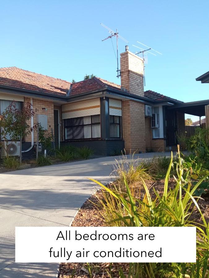 Sunny House - Melbourne Airport Home Exterior foto